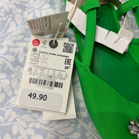 Zara Green Embellished Flats - Picture 3 of 4